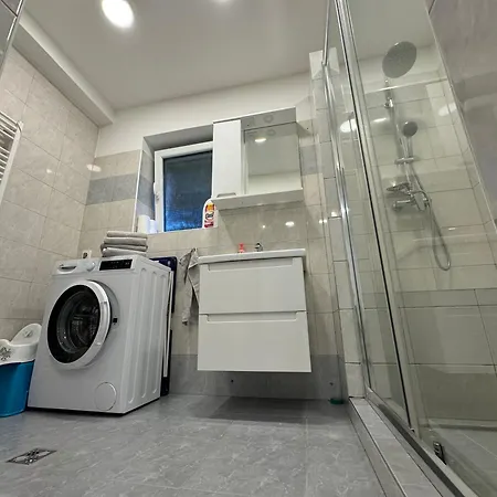 Nova Tyrsova Apartment Dvur Kralove nad Labem Exterior photo